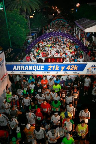 2011 Queretaro MX Half Marathon 450.JPG